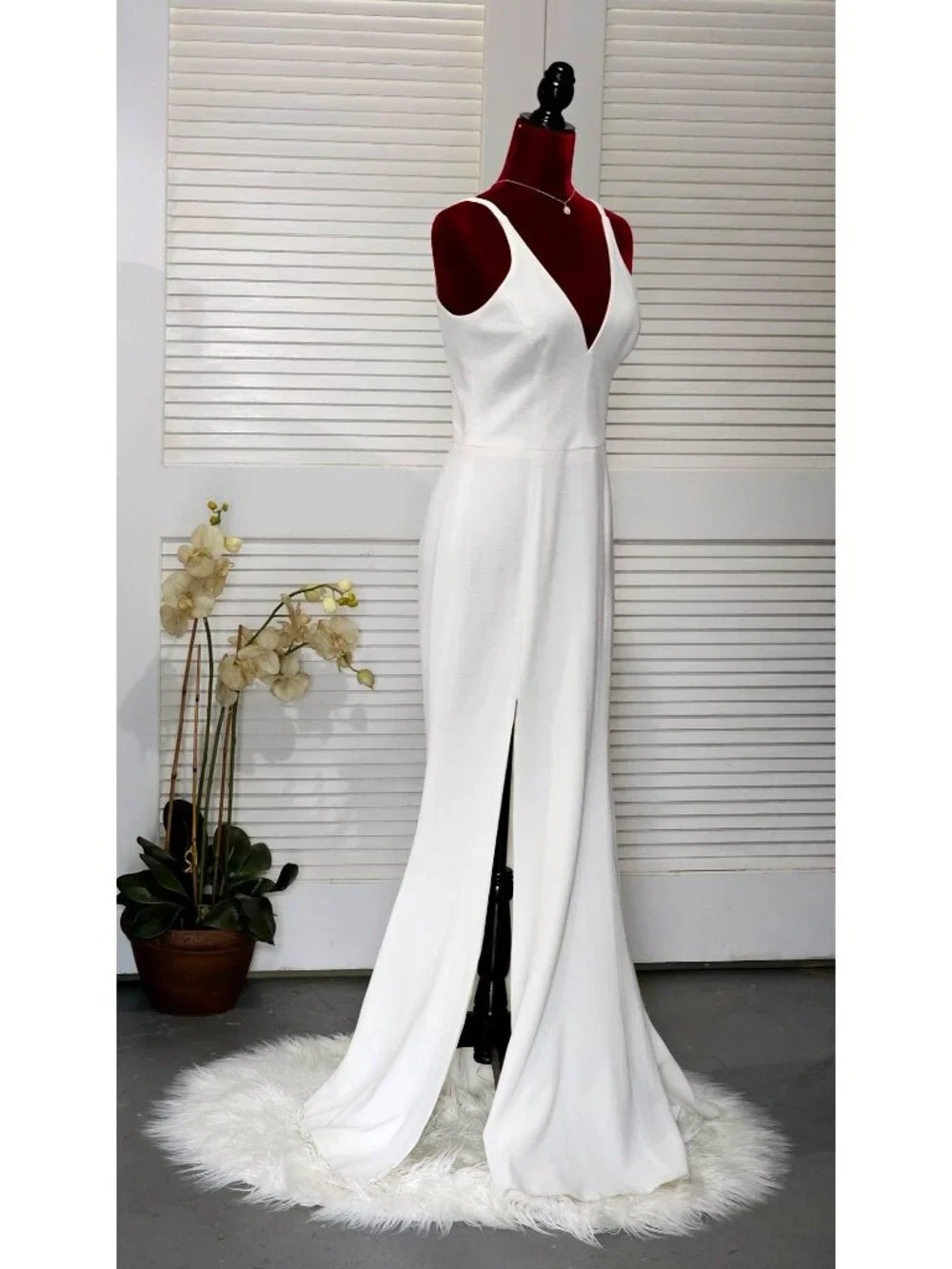 Dress the Population Women's Off White Iris Iris Slit Crepe Gown Dress Sz M 153 - Picture 3 of 13